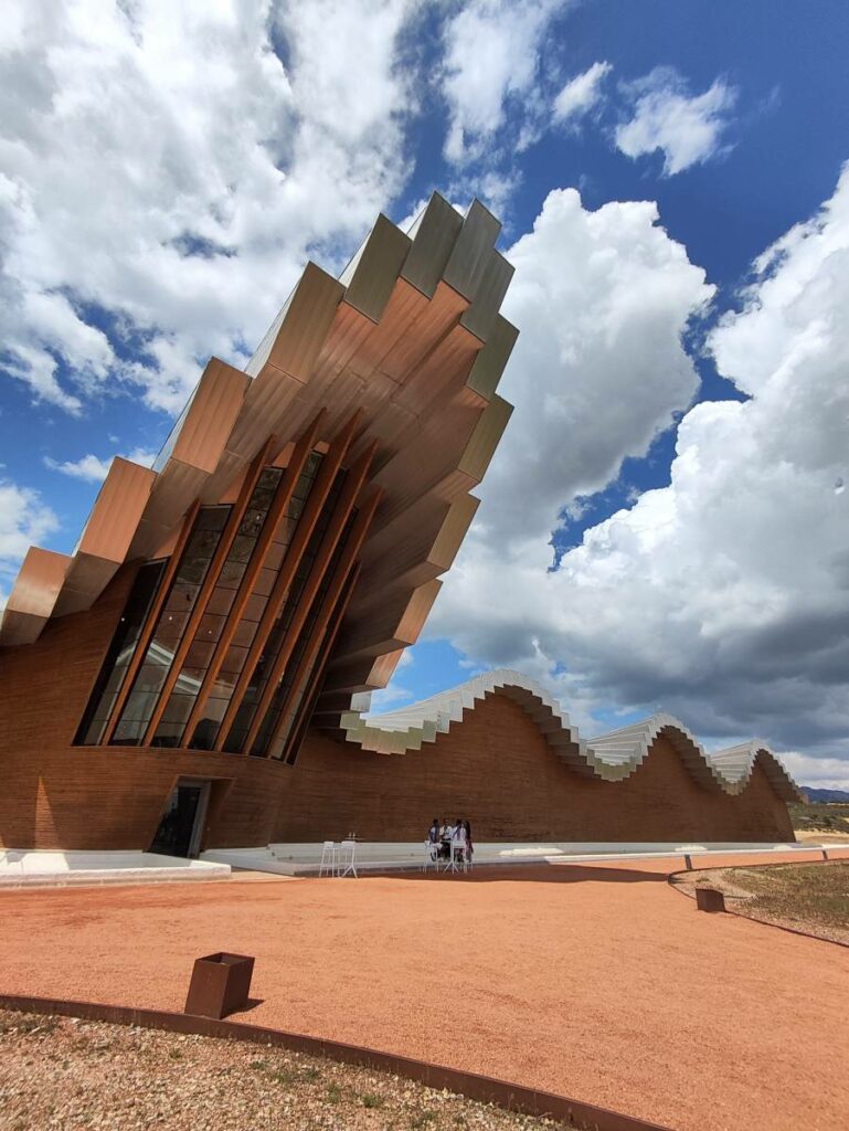 Marques de Riscal and Ysios winery tour, Ysios