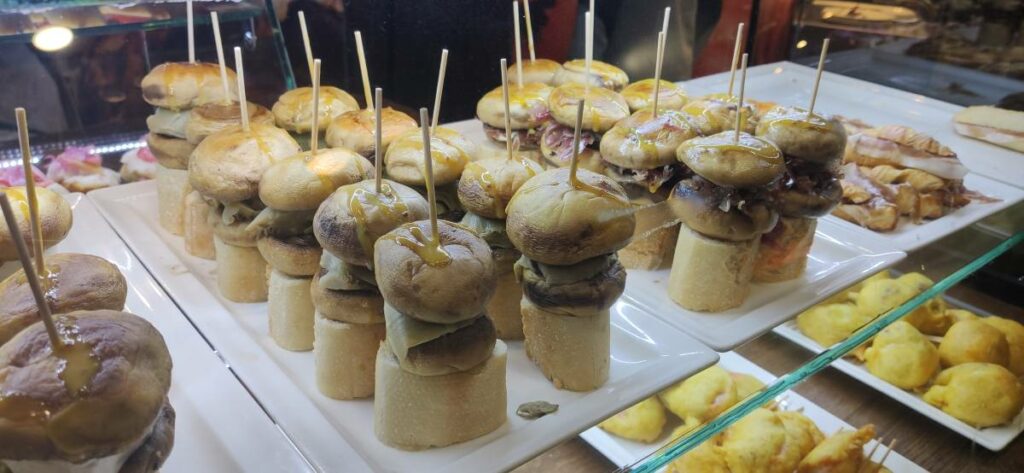 City and Pintxos Combo Tour_37