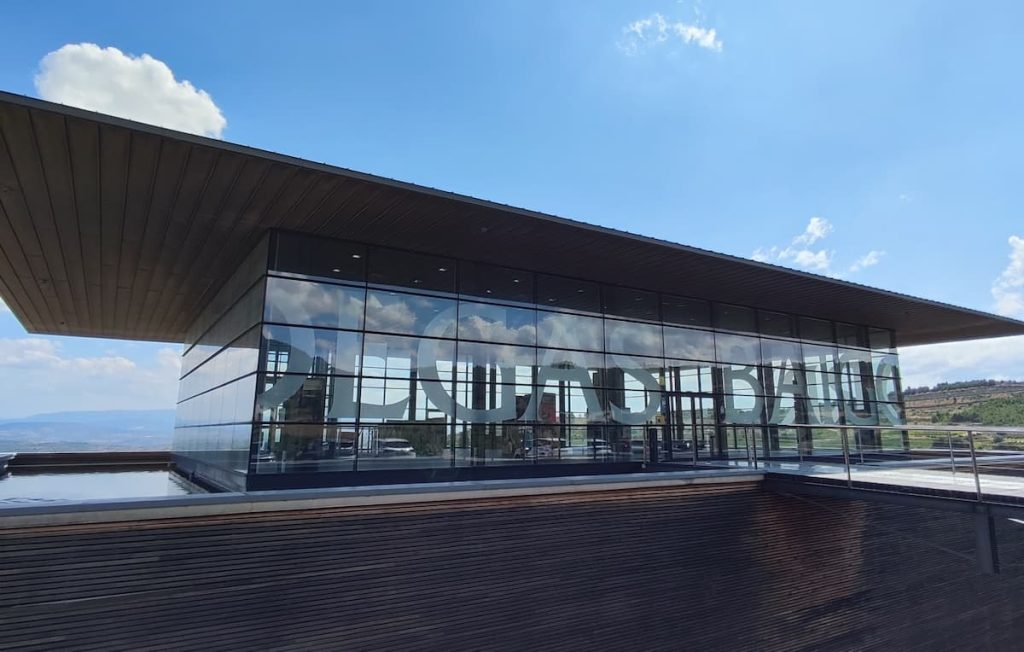 Baigorri Winery in Rioja Alavesa with vineyards and modern architecture